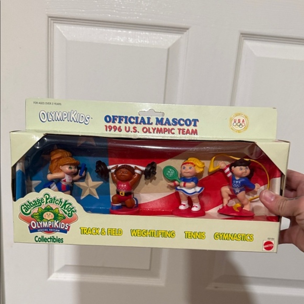 Cabbage Patch Kids Olympic Mascot Action Figure Set